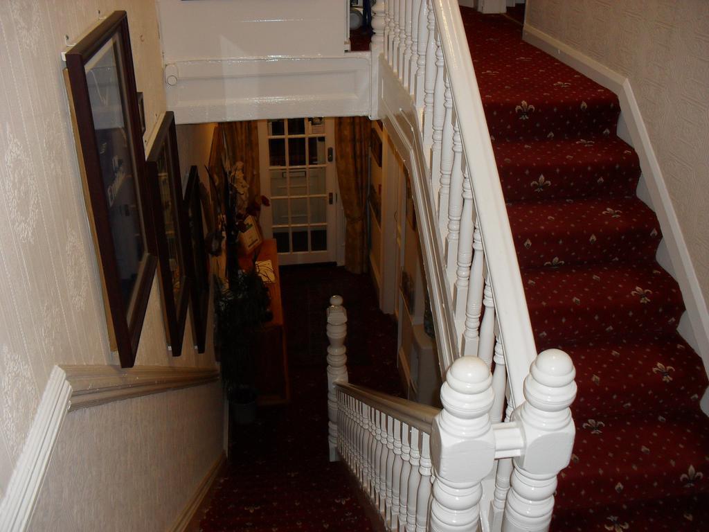 Roker View Guest House Sunderland  Exterior foto